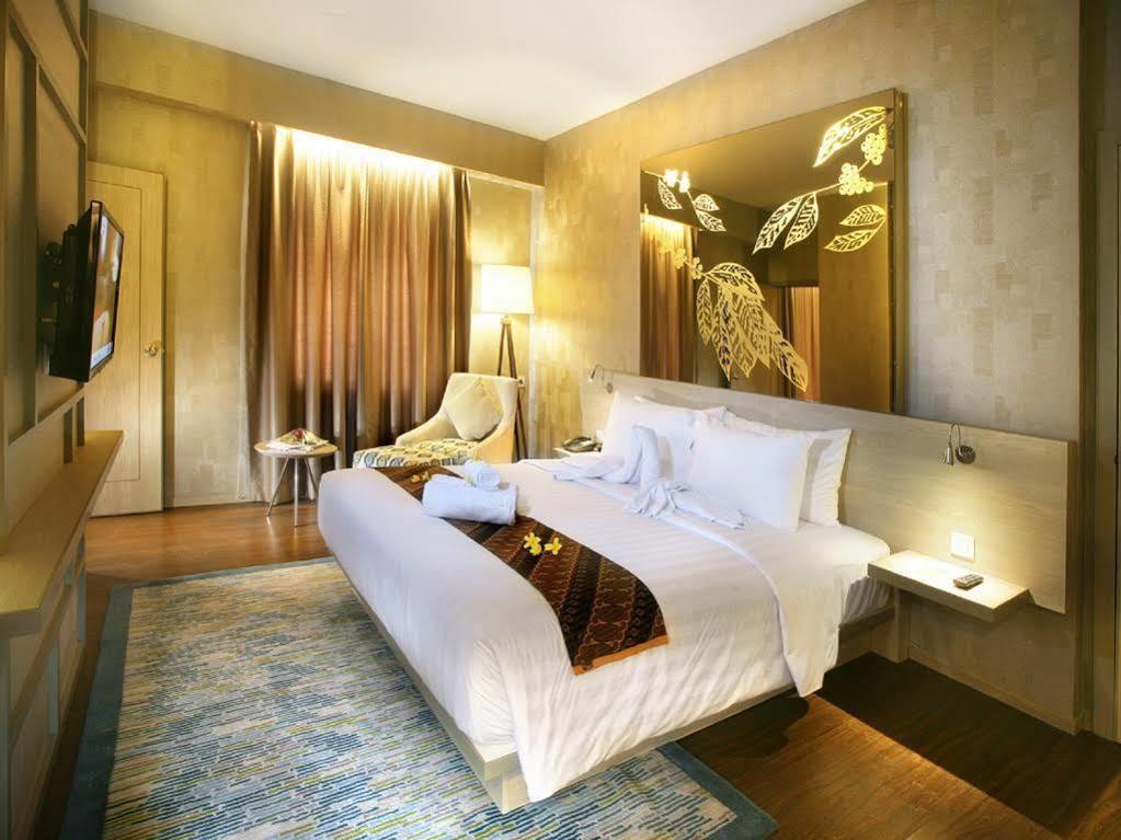 Hotel Grand Zuri Muaraenim Екстериор снимка